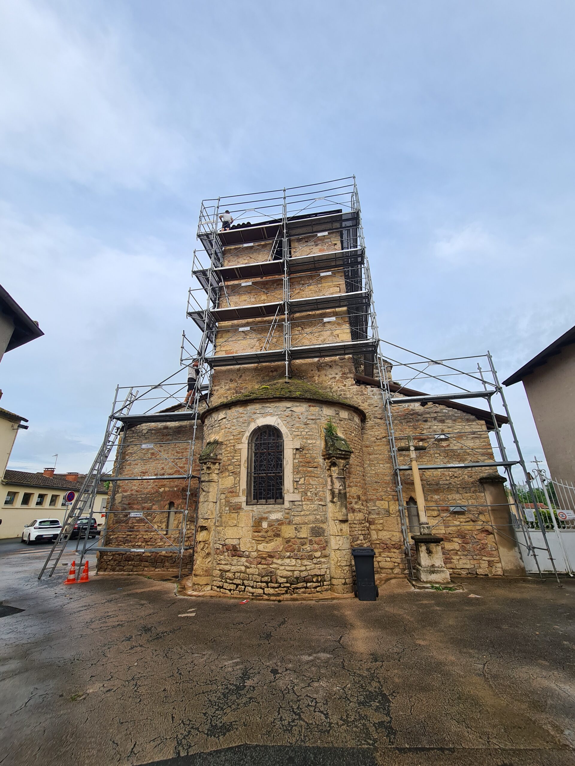 ATELIER ISSHIN-Eglise saint romain les iles saone-et-loire chantier